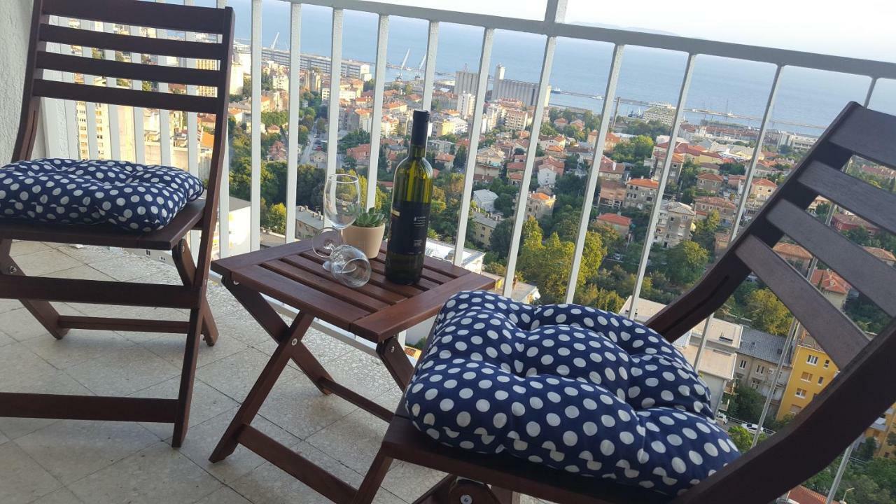 Sunny Kvarner Apartment Rijeka Buitenkant foto